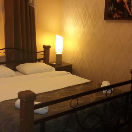 Hotel Old Rustaveli Tbilisi Esterno foto